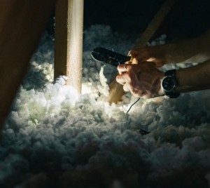 4 Signs You Need To Repair Your Insulation Blowing Machine